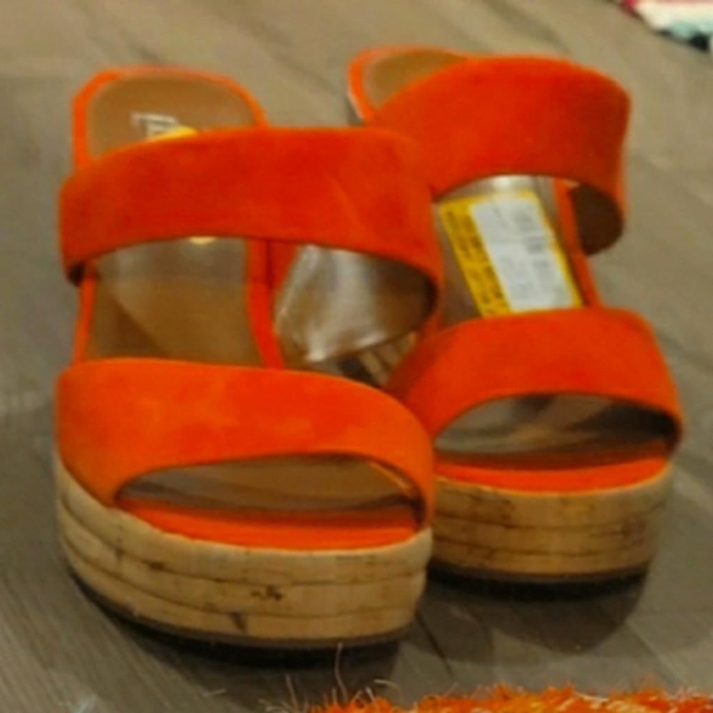 NEW 💥Franco Sarto Wedge Sandals Never Worn. 8-8.5. NWT